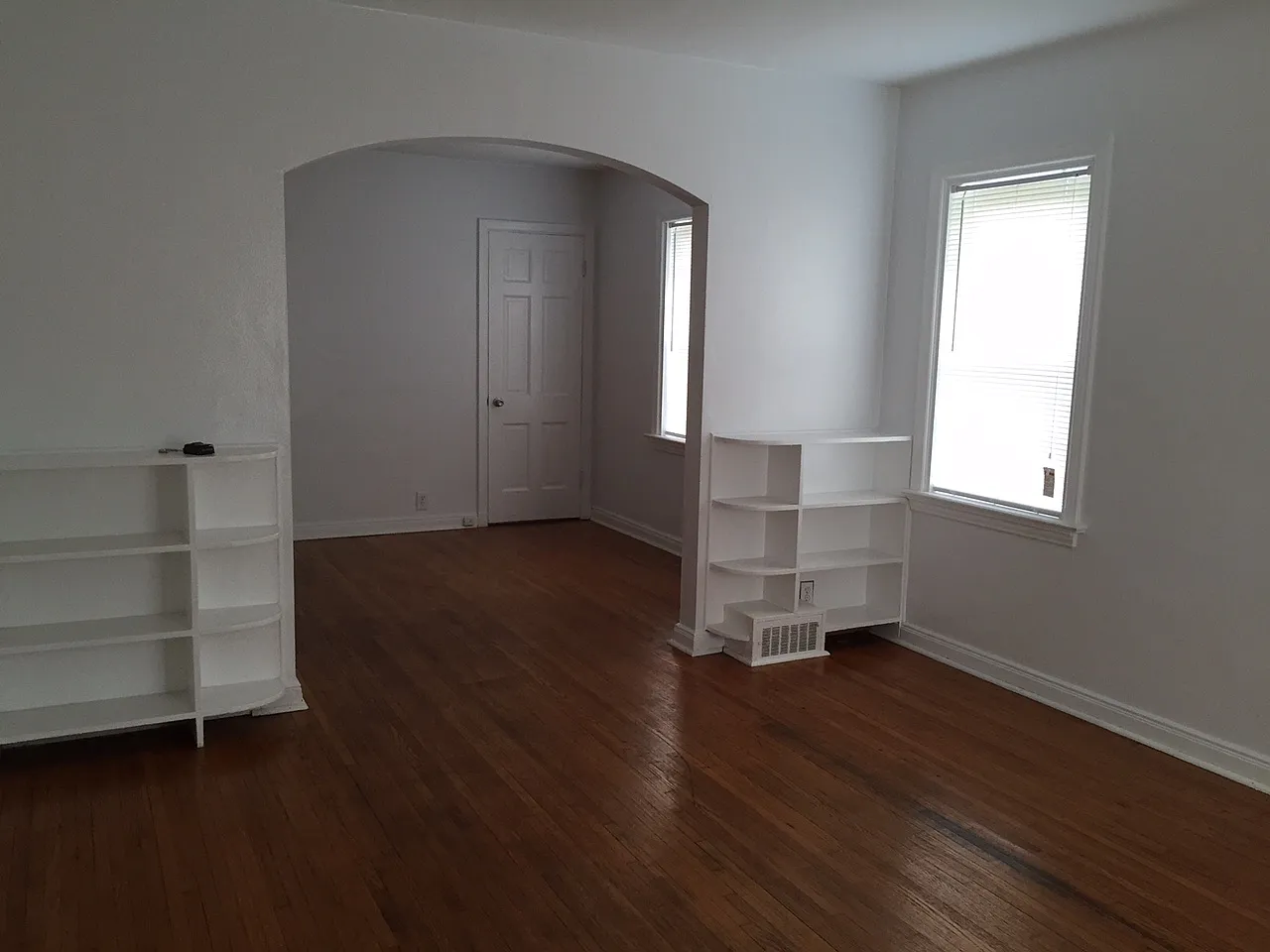 37 Lee Ave photo 1