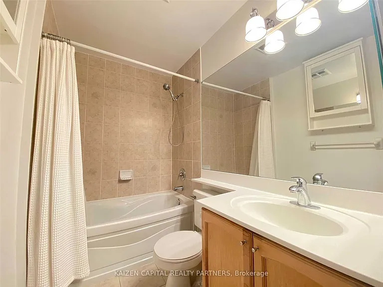 33 Cox Blvd #231 — Photo 8