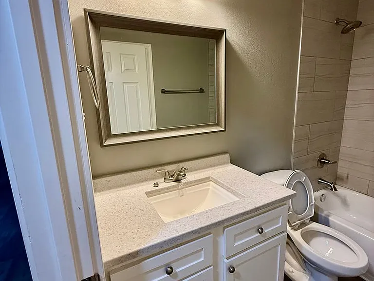 3602 Belmont Ave — Photo 7