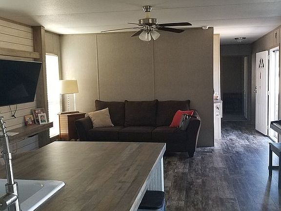 2nd image of 1601 E Slaughter Ln Trailer 174