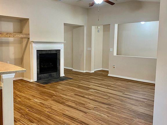 4th image of 75133 Ravenwood Dr