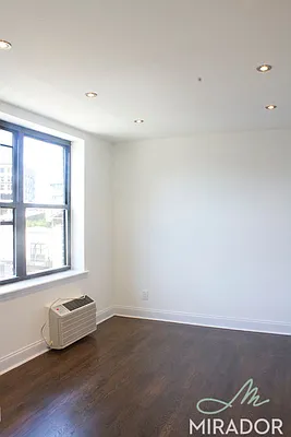 Rented by Mirador Real Estate | media 29