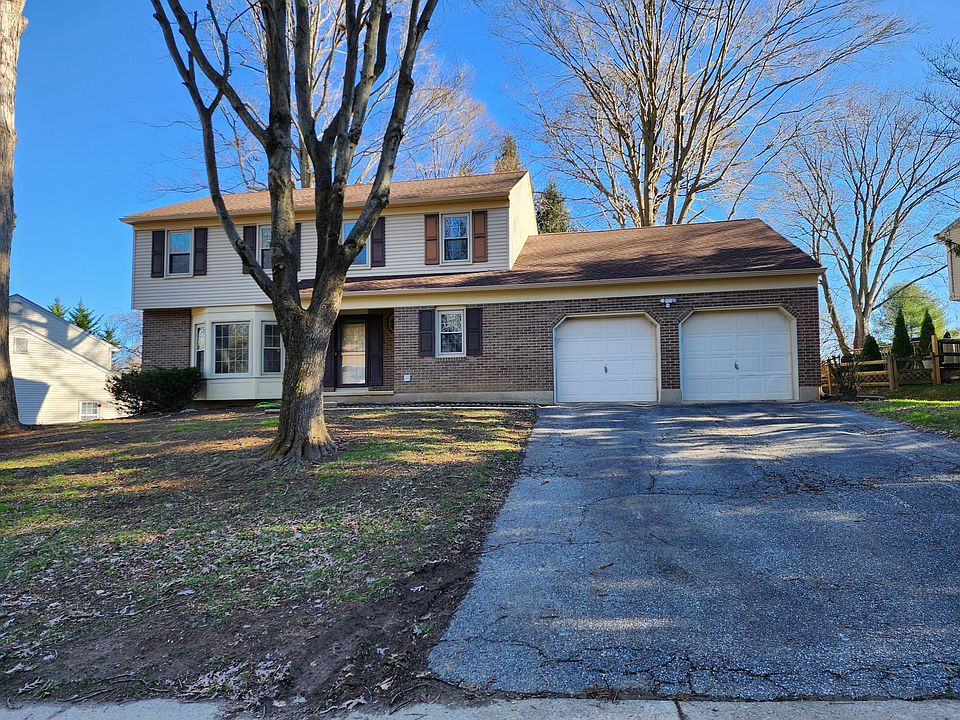 1st image of 19 Tall Oaks Dr