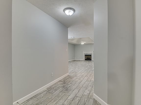 4th image of 790 Faircloth Commons Rd