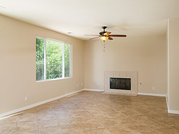 2nd image of 1085 Crystal Springs Pl