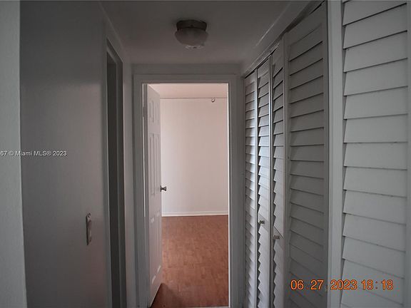 5th image of 13499 Biscayne Blvd APT 502