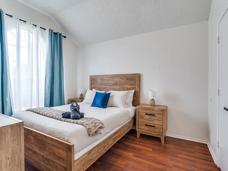 6105 Cypress Dr — Photo 17