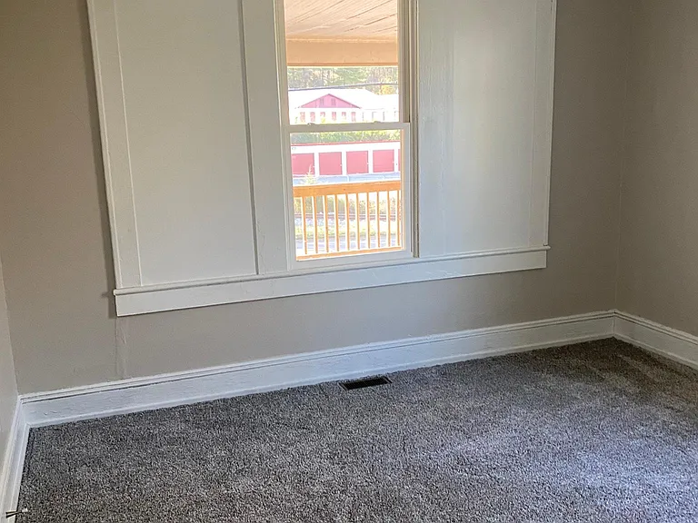 20 Roanoke Ave #C — Photo 10