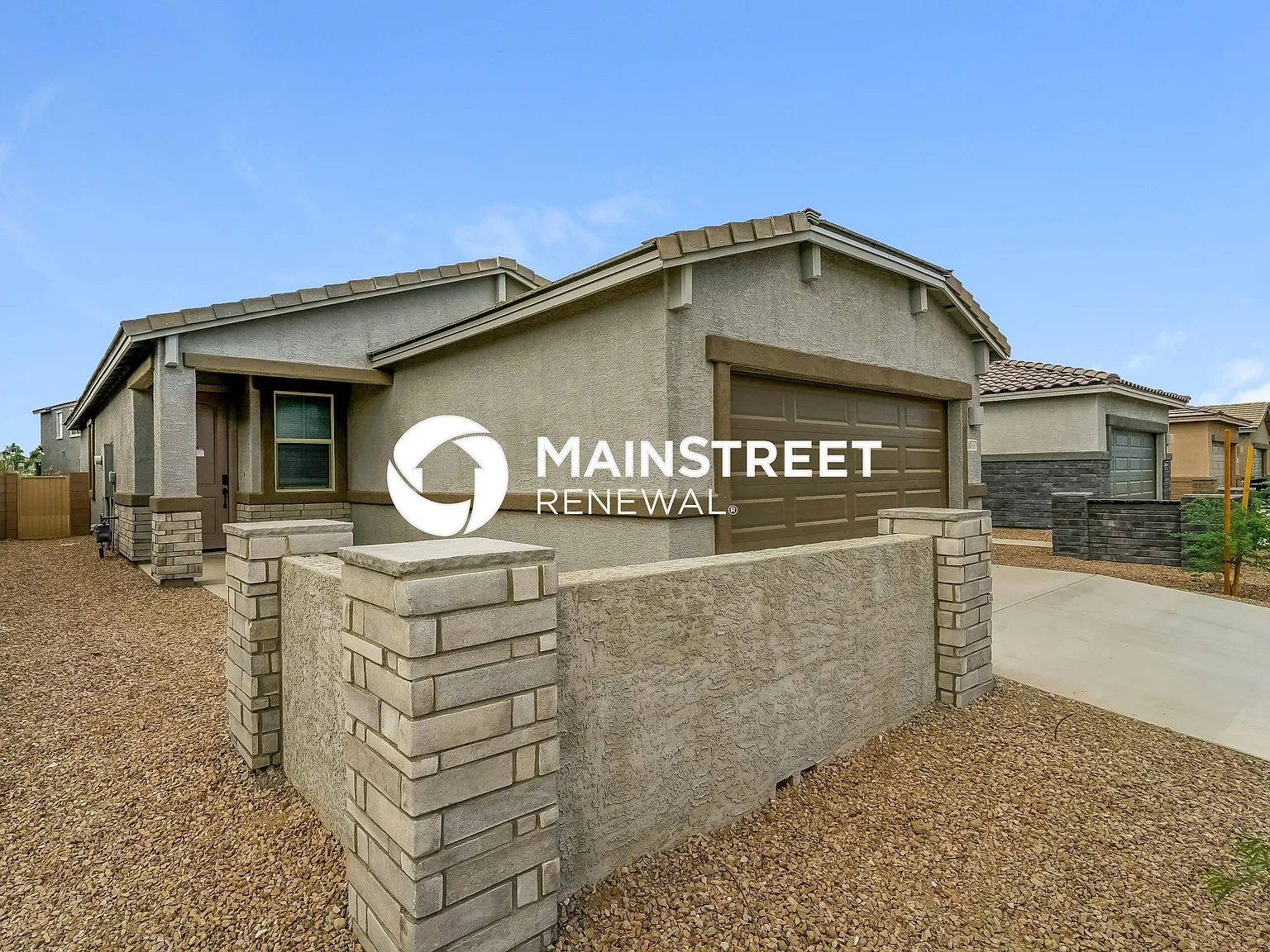 10707 W Dickerson Dr — Photo 2
