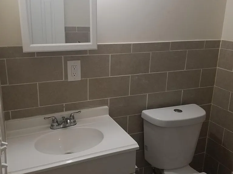 192-194 Scheerer Ave #2 — Photo 1