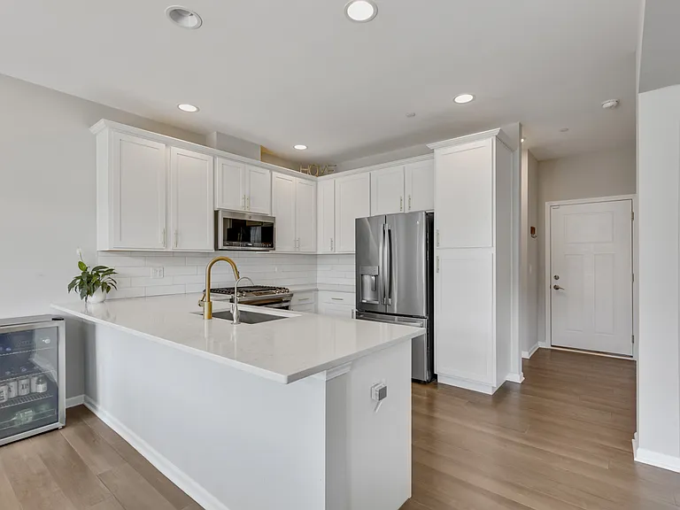 3S514 Barkley Ave — Photo 10