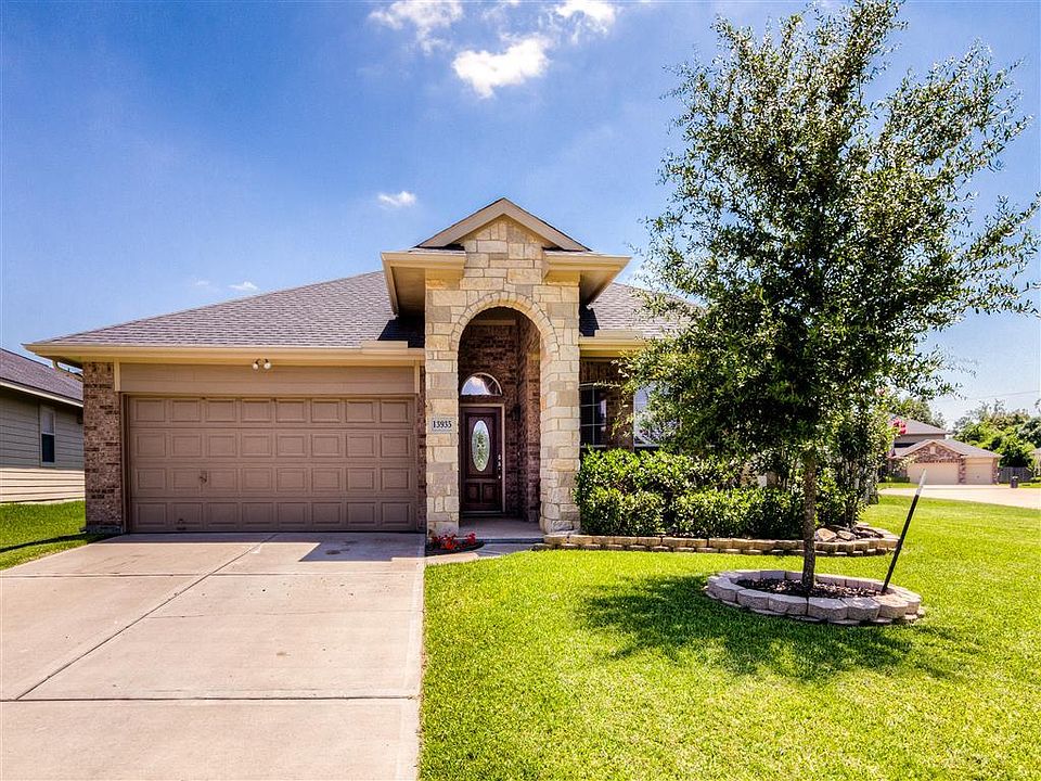 1st image of 13935 Cypress Creek Bank Dr