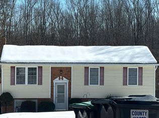 94 Richland Rd, Fredericksburg, VA 22406