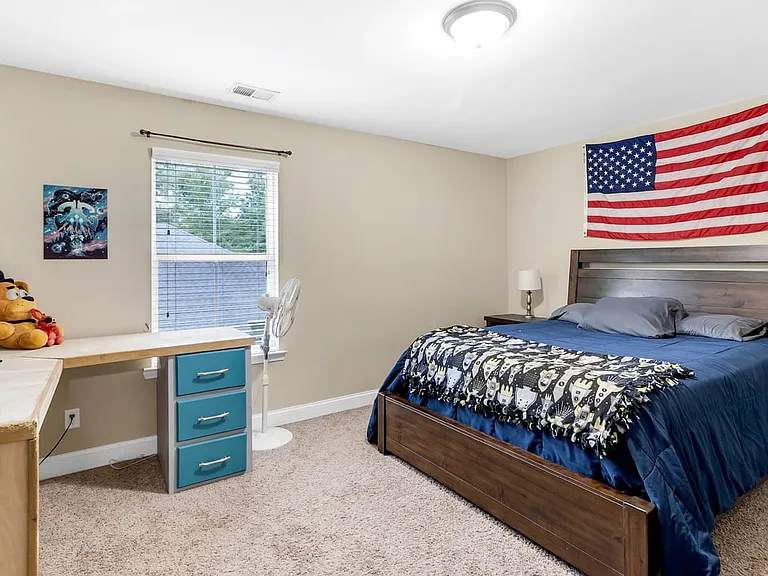 232 Cottonham Ct — Photo 39