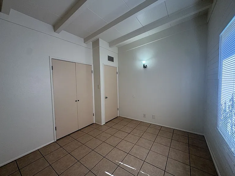 1800 E Fry Blvd #12 — Photo 7