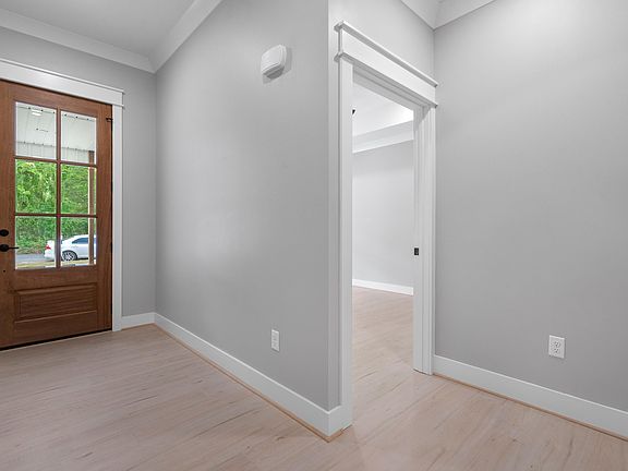 2nd image of 229 N 27th St