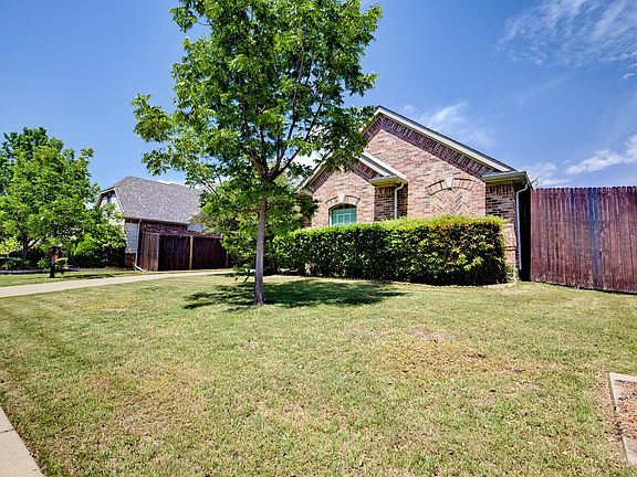 3rd image of 4013 Highland Shores Dr