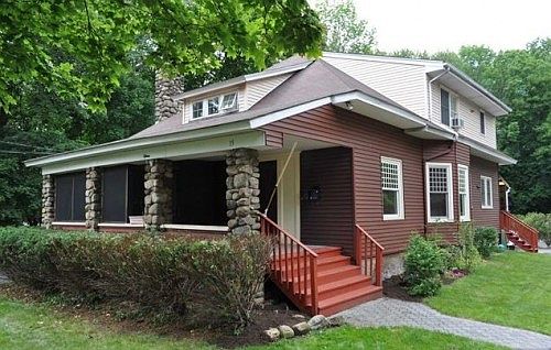 1st image of 15 Wyckoff Ave #A
