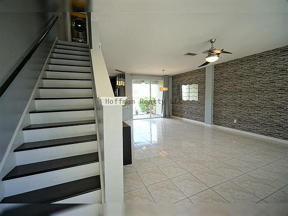 3rd image of 12439 Country White Cir