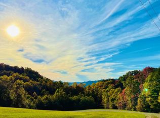 321 Old Clarktown Rd, Hampton, TN 37687