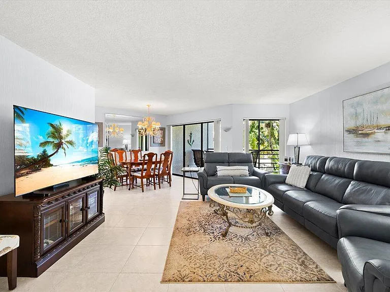 5851 Camino Del Sol #203 — Photo 6