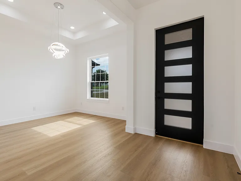1001 Henry Way — Photo 5