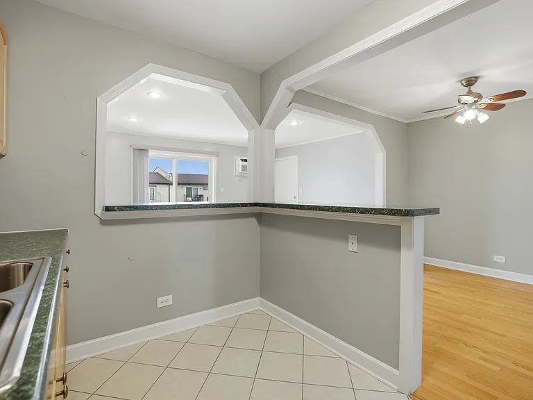2413 Randall Ln #3B — Photo 9
