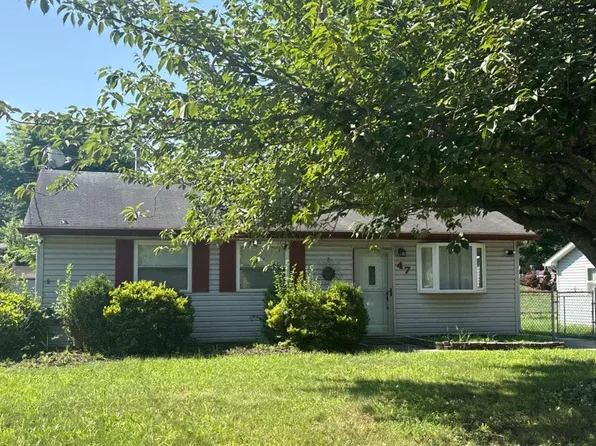47 Belleview Ave, Sicklerville, NJ 08081