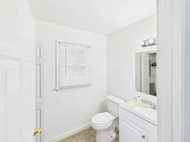 10649 Genlou Rd — Photo 15