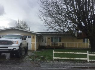 5103 Mountain View Dr, Tillamook, OR 97141