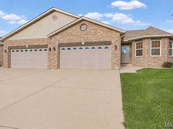 23 Klein Dr, Bethalto, IL 62010