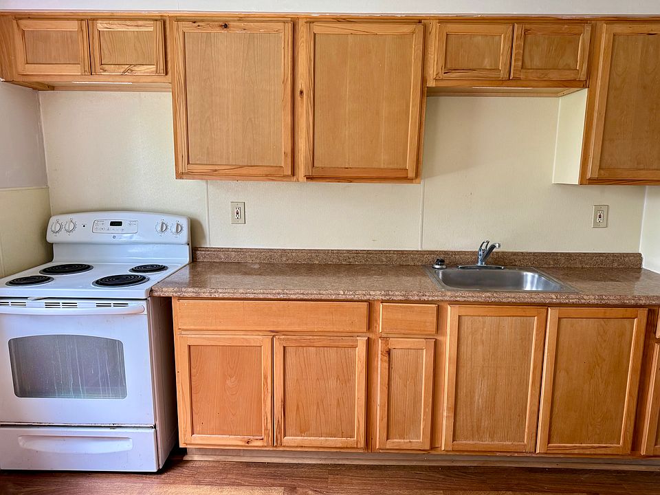 1st image of 32772 Missaukee Ct