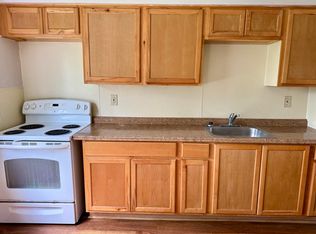 32772 Missaukee Ct, Westland, MI 48186