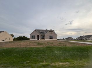 701 Deer Dale Ct, Van Alstyne, TX 75495