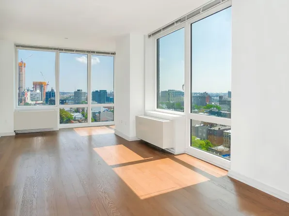 5-11 47th Avenue image 1 of 7