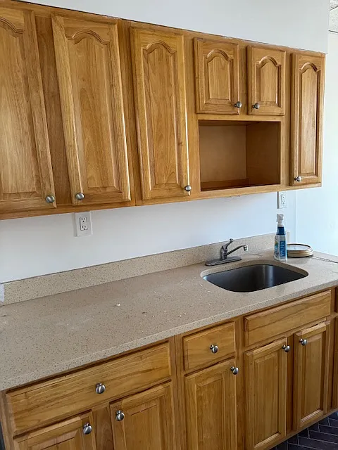 Building Photo - 168 Hillside Ave #1R
