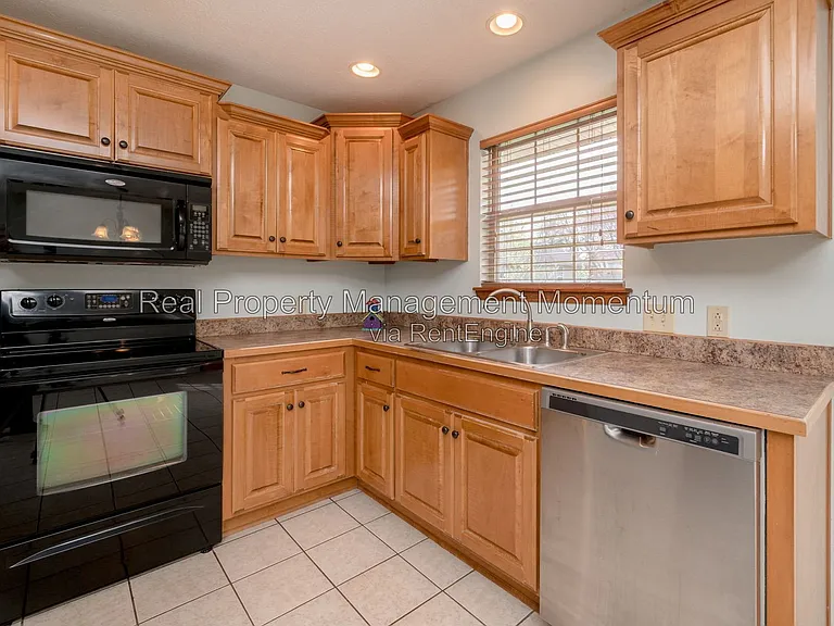 732 E Gallup Hill Rd — Photo 25