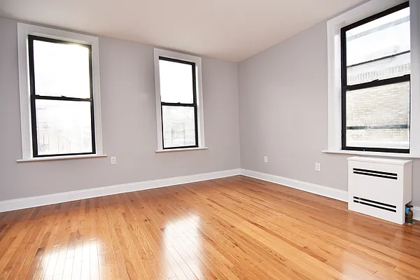 Rented by Bohemia Realty Group | media 11