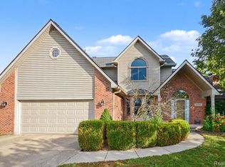 26863 Miela Dr, Chesterfield, MI 48051