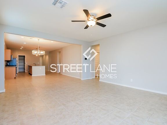 4th image of 525 W Tenia Trl