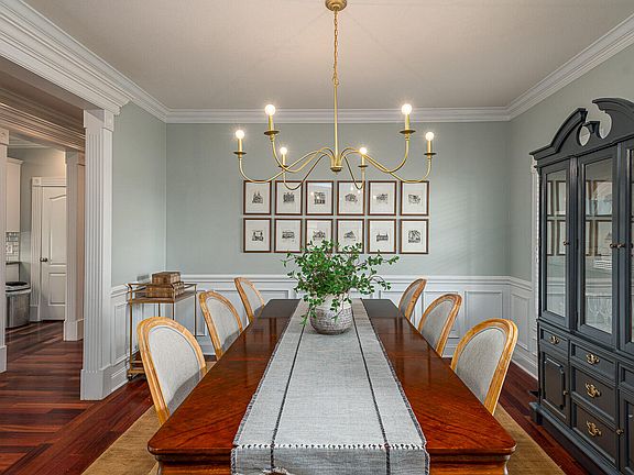 4th image of 7418 Good Earth Cir