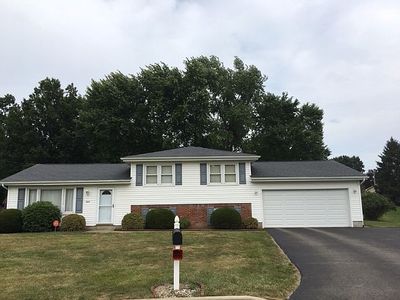 523 Parkview Dr, Hubbard, OH, 44425