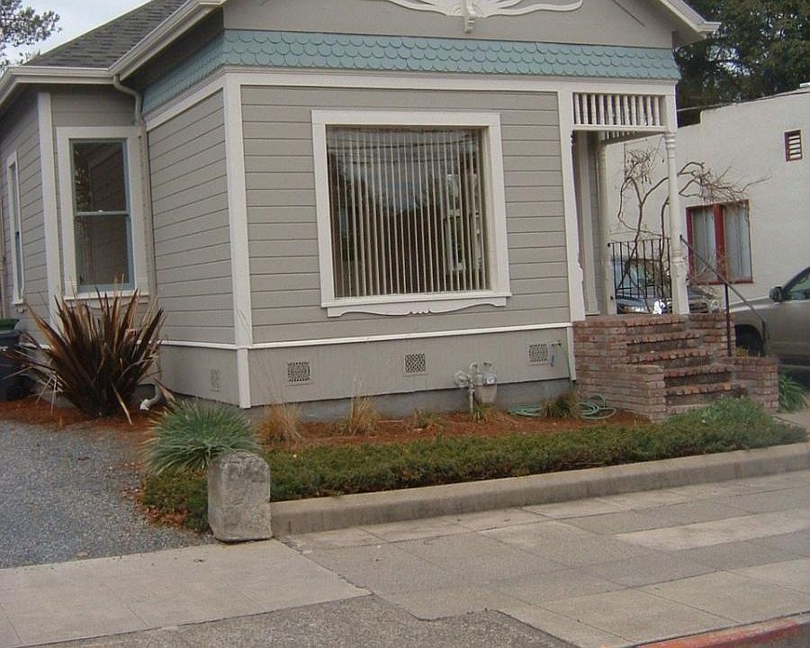 1st image of 412 Western Ave