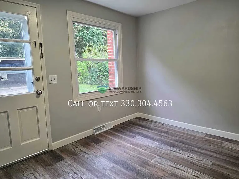 1740 Harvard Ave NW — Photo 5