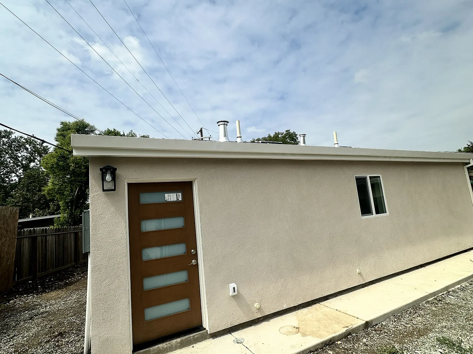 3 bed, $2,950 — Photo 2