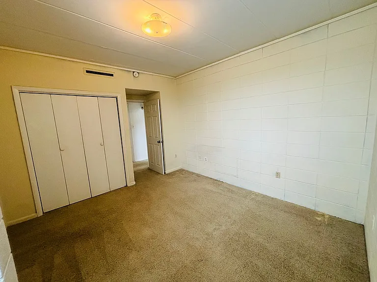 904 Brightwood Manor Dr #4 — Photo 6