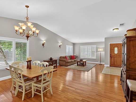 5th image of 7064 Riverside Blvd