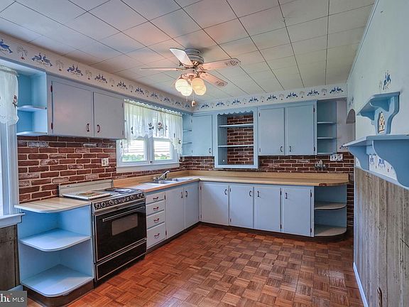 5th image of this home