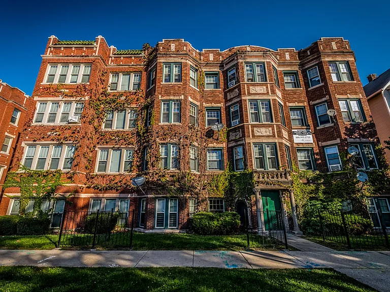 5948 W Superior — Photo 22