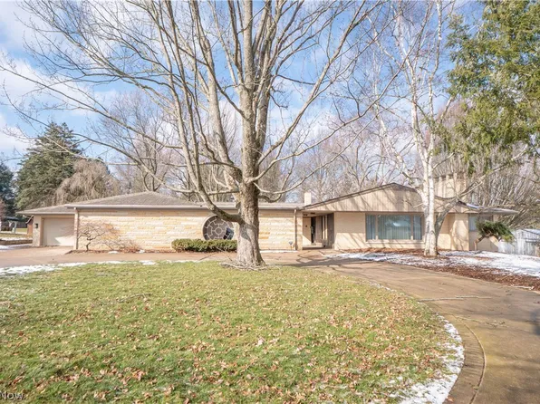 3615 Mountview Ave, Alliance, OH 44601